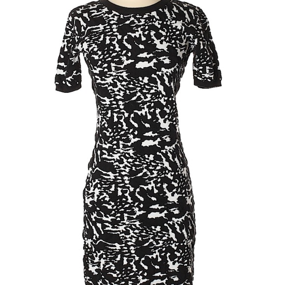 Romeo & Juliet Couture Dresses & Skirts - Romeo & Juliet Couture Casual Dress, Size Small